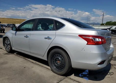 2017 Nissan Sentra S z USA, uszkodzony, nr VIN 3N1AB7AP1HY399606